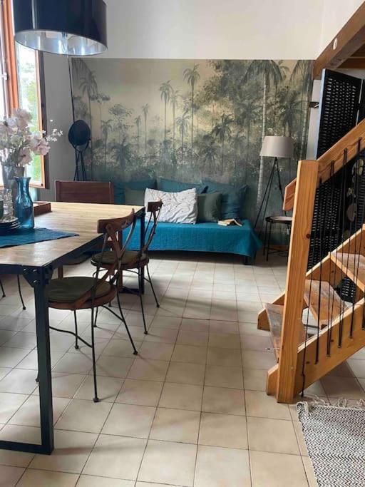 Duplex Arago Au Coeur De Sete, Comme Une Petite Maison Exterior foto